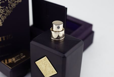 Initio Parfums Prives Atomic Rose, Edp, 90ml (Премиум)